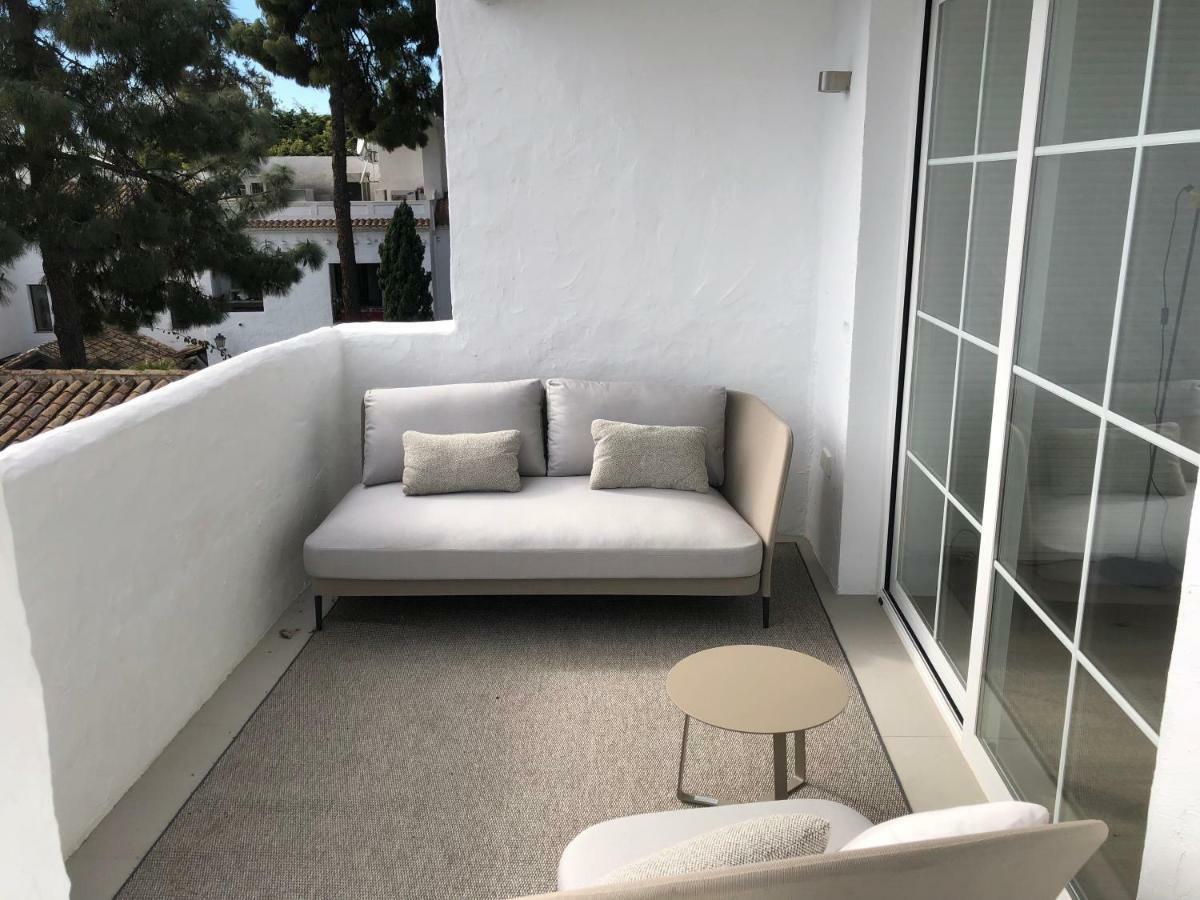 Modern Apartment Puente Romano Marbella Bagian luar foto