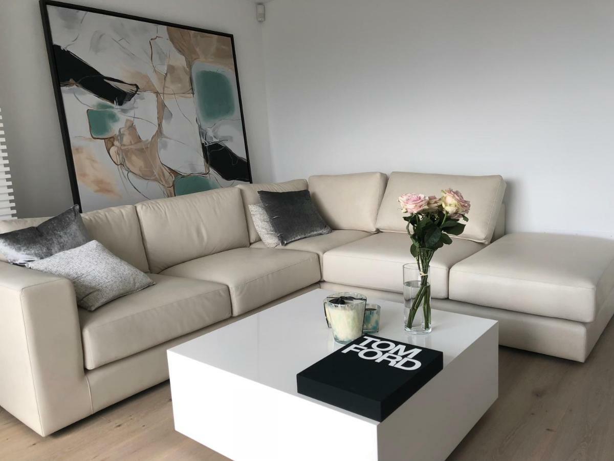 Modern Apartment Puente Romano Marbella Bagian luar foto